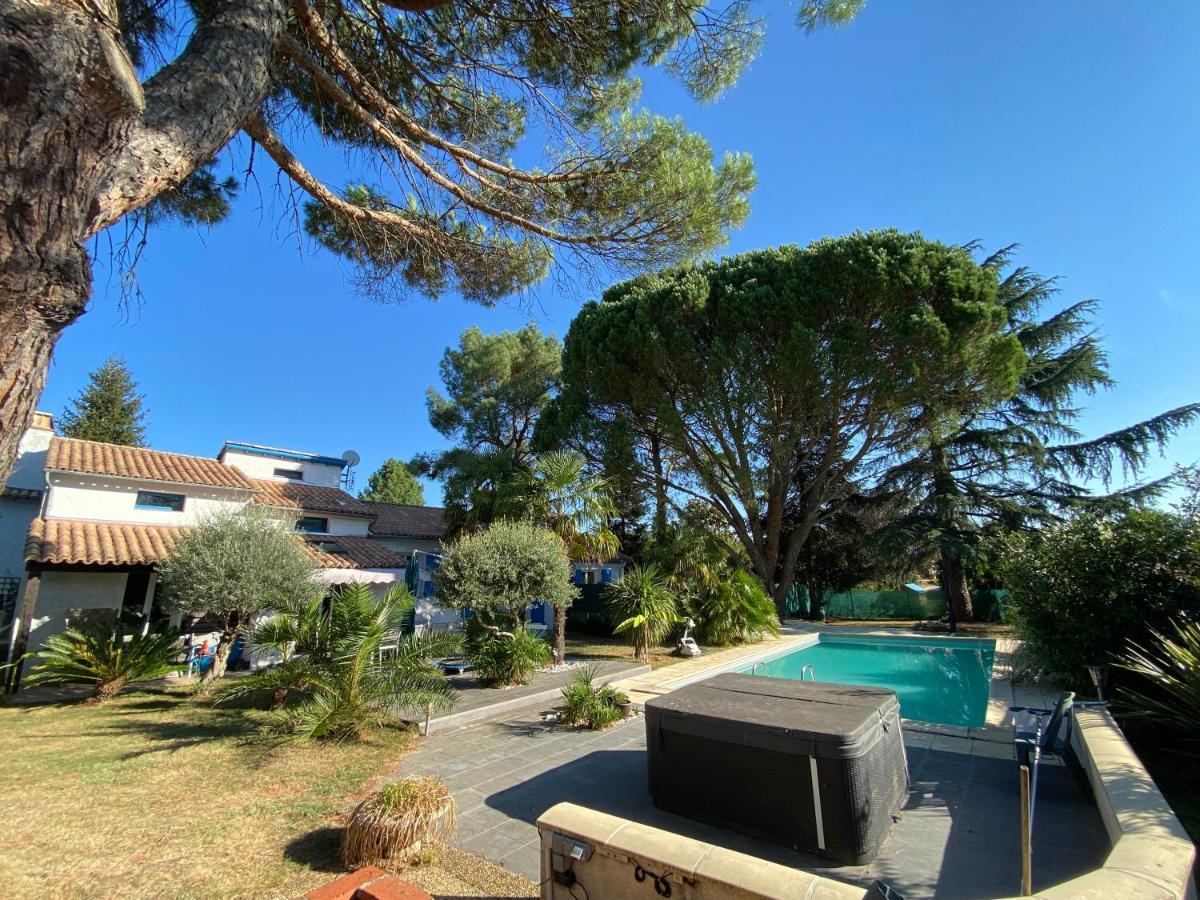 Biars-sur-Cère Villa & Spa-Sauna-Piscine-Massages Du "Nirvana Vivant" מראה חיצוני תמונה