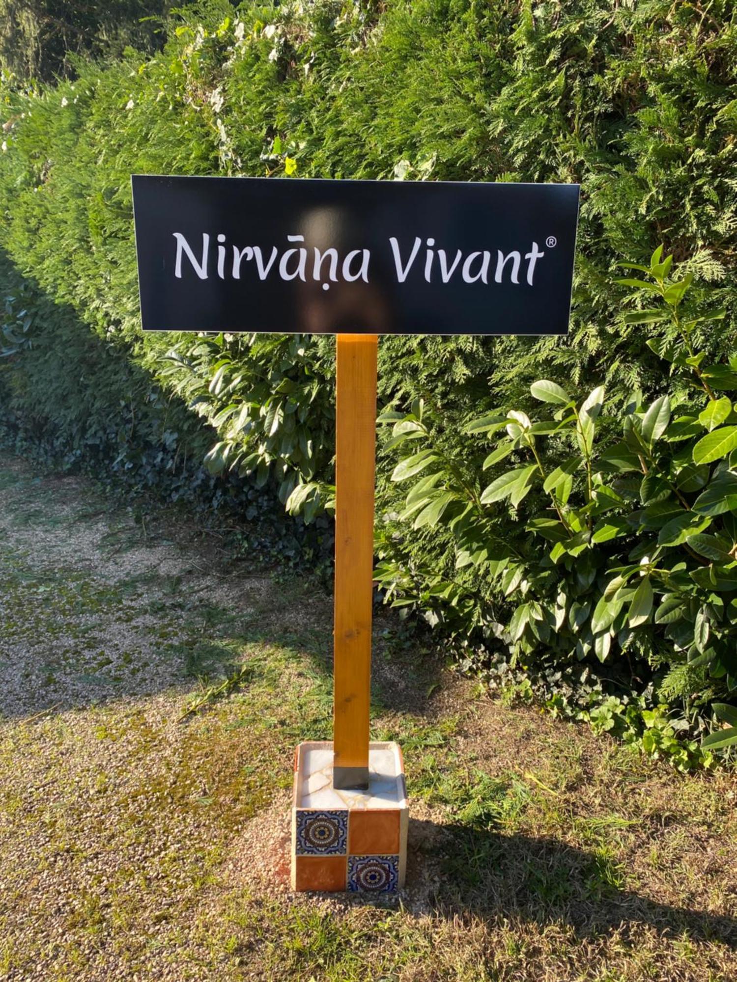 Biars-sur-Cère Villa & Spa-Sauna-Piscine-Massages Du "Nirvana Vivant" מראה חיצוני תמונה